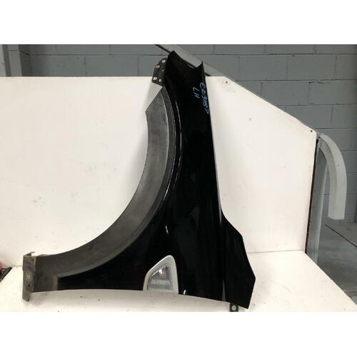 Holden CAPTIVA Left Guard CG 09/06-02/11