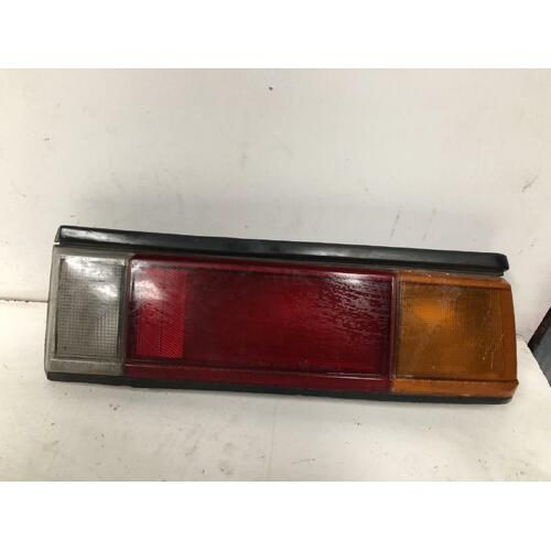 Toyota COROLLA Right Tail Light KE70 Sedan 10/81-10/83