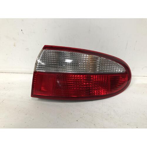 Daewoo Lanos Right Tail Light 09/1997-10/2003