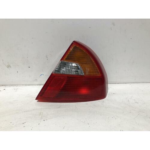 Mitsubishi LANCER Right Tail Light CE Coupe Sedan 08/98-06/99