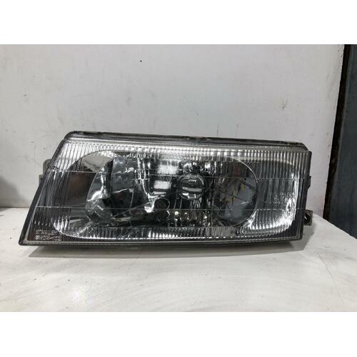 Mitsubishi LANCER Left Headlight CE CK Sedan 08/98-06/03