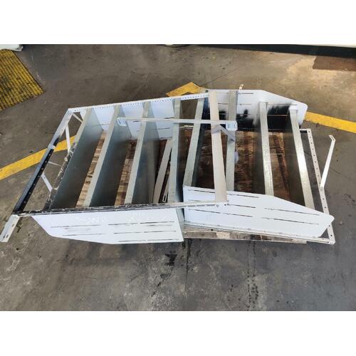 Toyota Hiace Shelving Racking TRH 03/05-2018