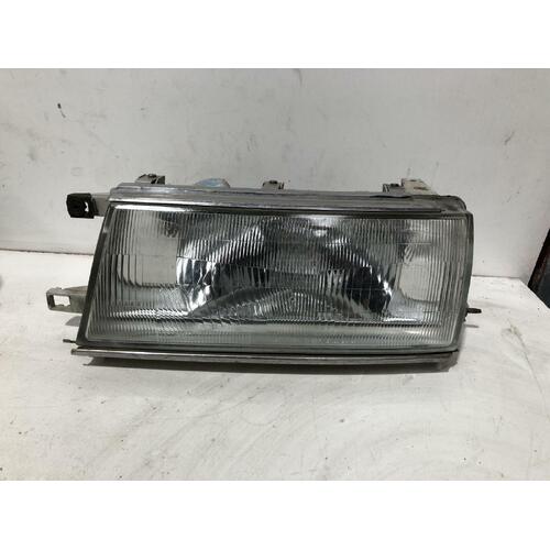 Toyota Cressida Left Head Light MX83 11/1990-10/1992