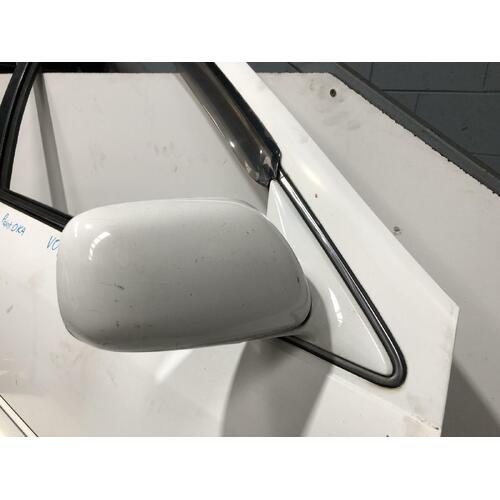 Toyota CAMRY Right Door Mirror SK20 08/97-09/00