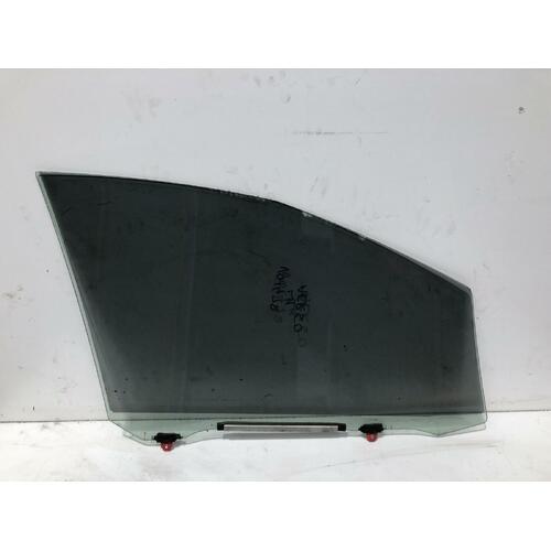 Toyota TARAGO Left Front Door Window Glass ACR50R 03/06-06/20