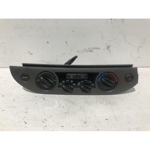 Toyota Camry Heater Controls ACV36 08/02-05/06