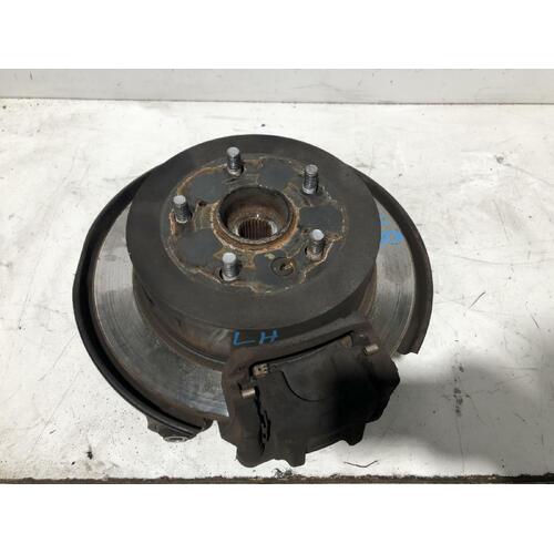 Toyota KLUGER Left Rear Hub MCU28R 0101-04/07