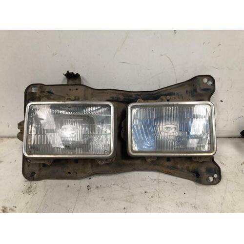 Toyota LANDCRUISER Left Head Light HJ60 87-05/90 60 Series