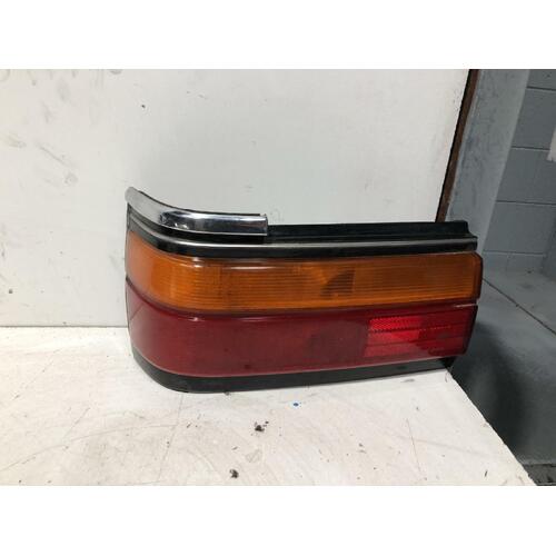 Toyota CAMRY Left Tail Light SV21 Sedan 10/89-01/93