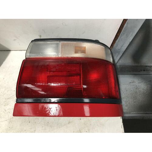 Toyota COROLLA Right Tail Light AE101 Hatch 05/92-06/96