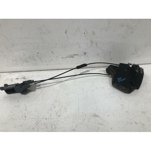 Toyota HILUX Lock Mechanism GGN15 Right Rear 03/05-08/15 Power