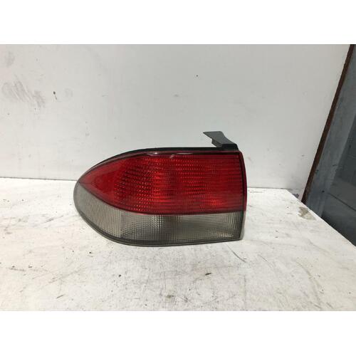 Saab 9 3 Left Tail Light 06/98-09/02