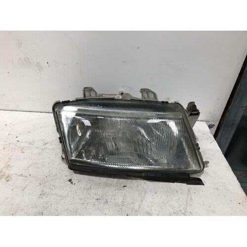 Saab 9 3 Right Headlight 06/98-09/02