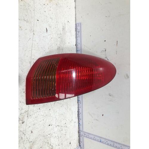 Alfa Romeo 147 Right Tail Light 09/01-12/10 Hatch