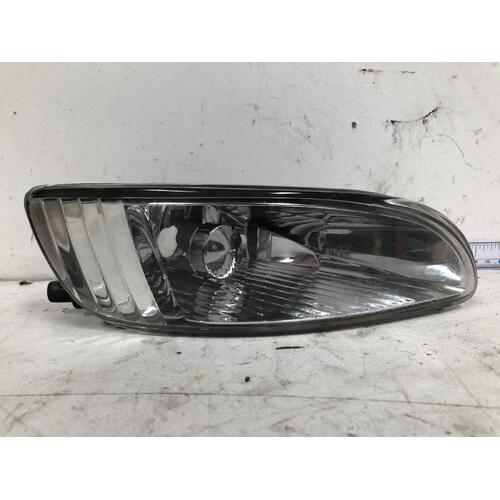 Lexus RX350 Fog Light Right Front Bumper GSU35 04/2003-11/2008