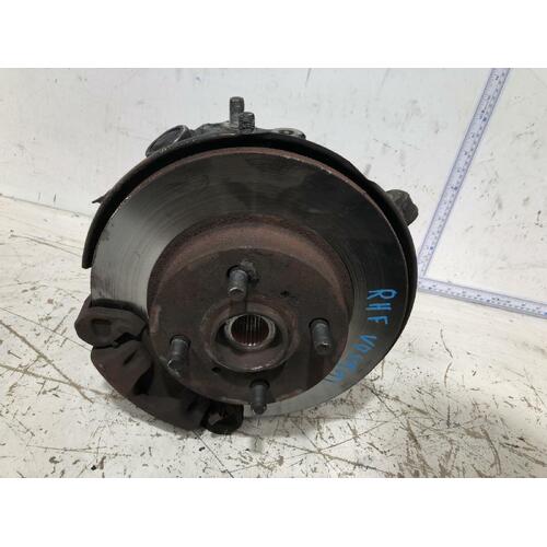 Toyota Corolla RIght Front Hub AE92 06/89-08/94