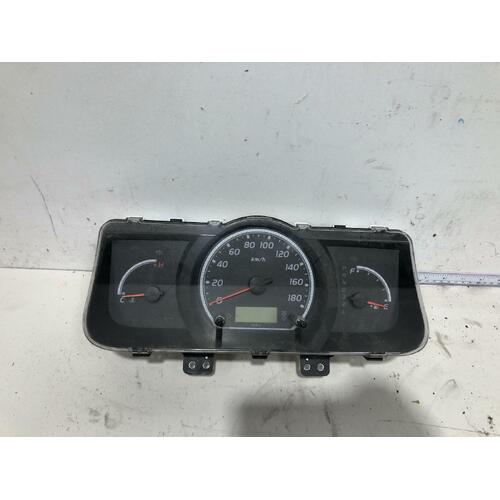 Toyota Hiace Instrument Cluster Diesel Auto KDH 03/05-01/14