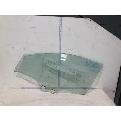 Nissan Pulsar Left Front Door Glass B17 12/2012-12/2017