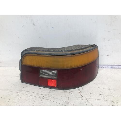 Toyota Corolla Right Tail Light AE92 06/1989-06/1991