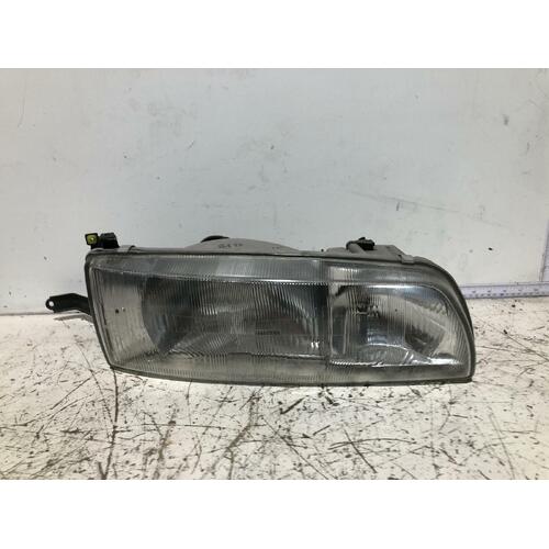 Toyota TARAGO Right Headlight TCR10 09/90-05/00 