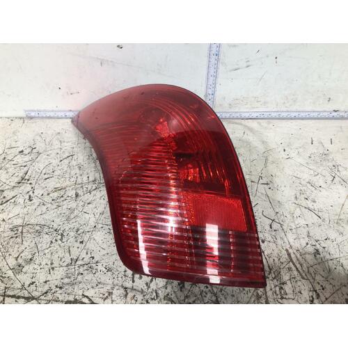 Peugeot 308 Left Taillight T7 Wagon 08/08-12/13