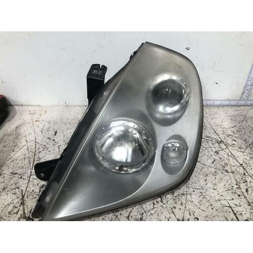 Ssangyong REXTON Left Headlight Y200 07/03-06/06 