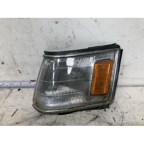 Toyota COROLLA Left Corner Light AE82 08/86-06/89 Late