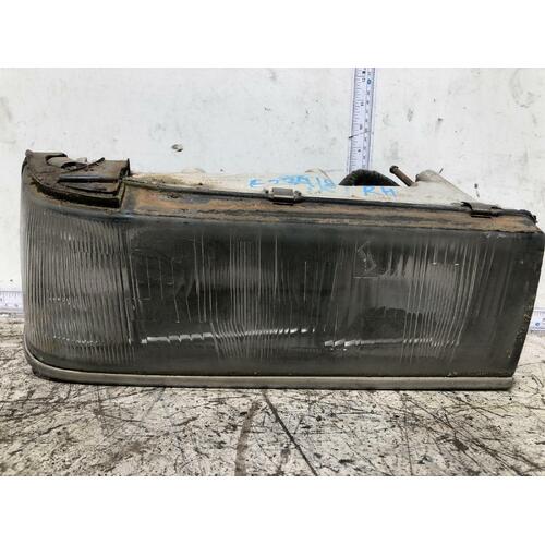 Nissan PINTARA Right Headlight R31 06/86-11/89