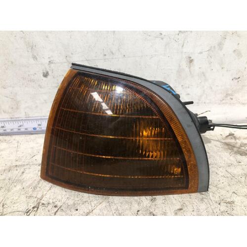 Mitsubishi VERADA Left Corner Light KH 03/99-06/00 