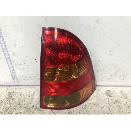 Toyota COROLLA Right Taillight ZZE122 Wagon 04/04-06/07 Late