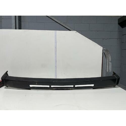 Toyota Liteace Front Bumper KM20 02/1980-12/1985