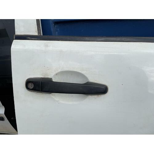 Mitsubishi Triton Right Front Outer Door handle ML 07/2006-04/2015