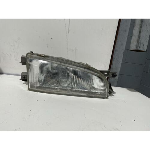 Subaru Impreza Right Head Light 11/1996-09/2000