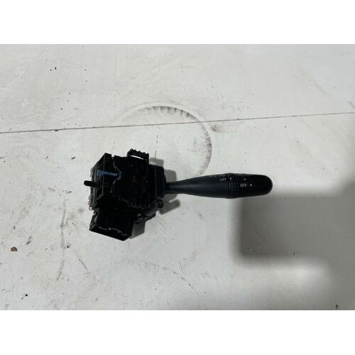 Toyota RAV4 Flasher Switch ACA23 07/2000-10/2005