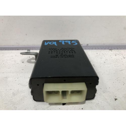 Toyota HIACE Door Control Module RZH113 11/89-12/04 P/N 85980-95004