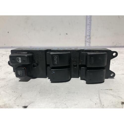 Toyota RAV4 Power Window MASTER Switch SXA11 5DR 10/97-06/00