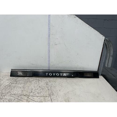 Toyota Tarago Rear Garnish YR22 10/1985-09/1990