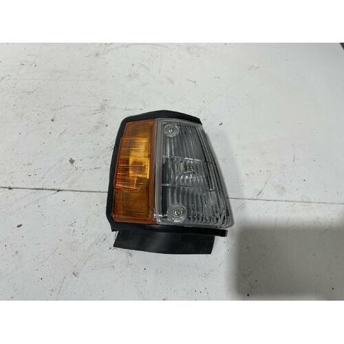 Toyota Corolla Right Corner Light AE82 09/1985-08/1986