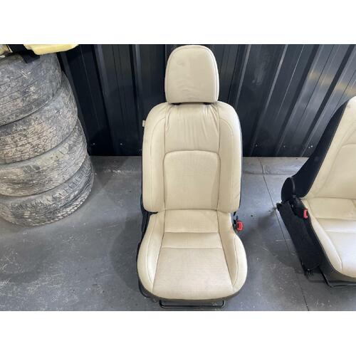 Lexus CT200H Right Front Seat ZWA10 12/2010-Current