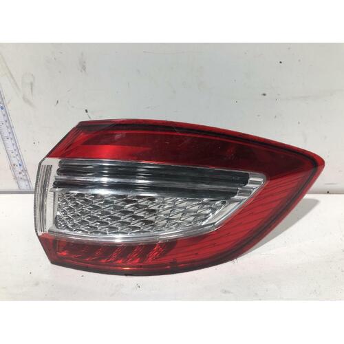 Ford MONDEO Right Taillight MC Wagon 11/10-12/14