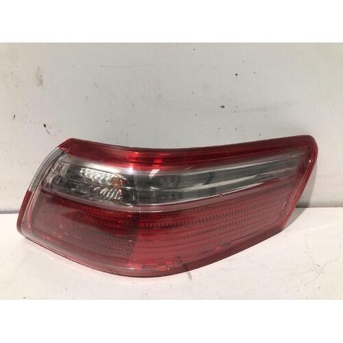 Toyota CAMRY Right Taillight ACV40 06/06-03/09