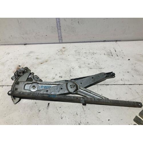 Toyota PRADO Right Front Window Reg/Motor 95 SERIES Manual 07/96-01/03