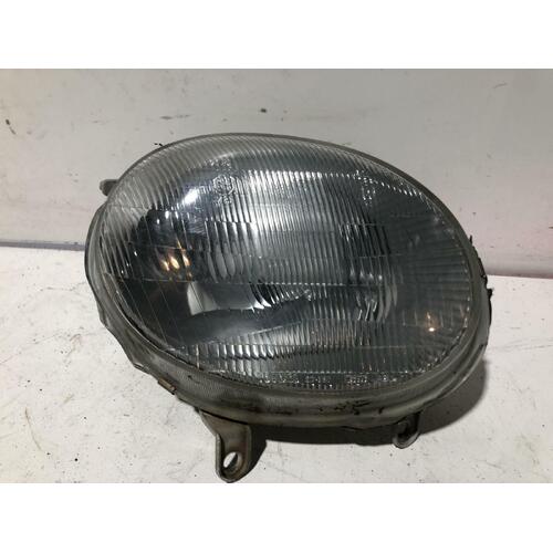 Toyota CELICA Right Headlight ST204 Outer Lamp 07/93-11/99 