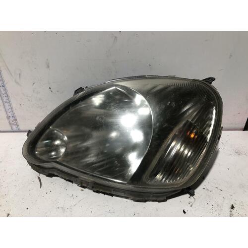 Toyota ECHO Left Headlight NCP10 Hatch 10/02-09/05