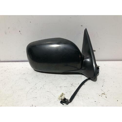 Toyota Avalon Right Door Mirror MCX10 07/00-06/05