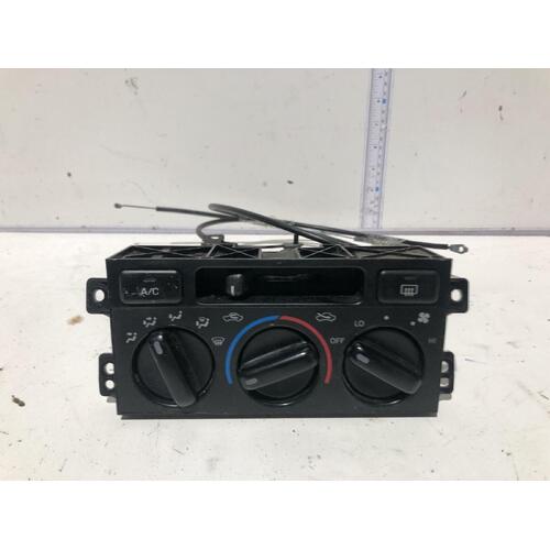 Toyota CAMRY Heater & A/C Controls SXV20 08/97-08/02