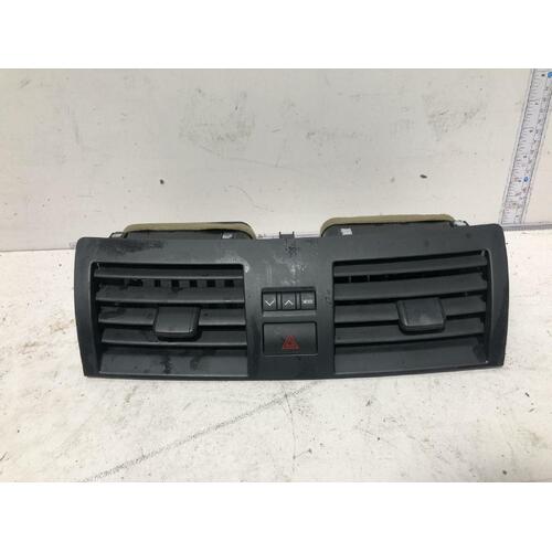 Toyota CAMRY Dash Vents ACV40/ AHV40 06/06-02/12 P/N 84332-06070