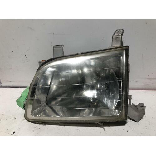 Toyota SPACIA Left Headlight SR40 01/99-12/01