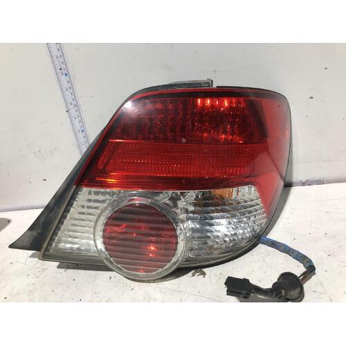 Subaru IMPREZA Right Taillight 11/02-08/05 Hatch