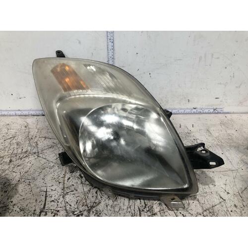 Toyota Yaris Right Head Light NCP90 10/2005-09/2008